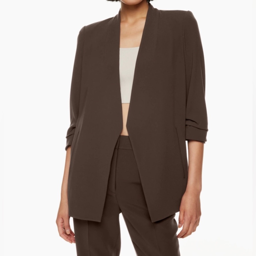 Power Hip Blazer